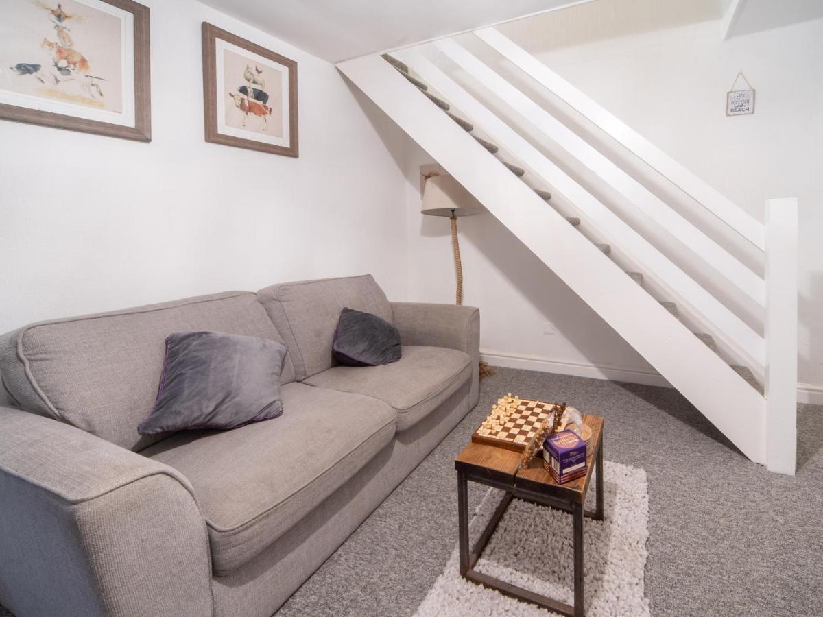 Castle View - Flat In Mumbles - Free Parking Apartment Oystermouth Exterior photo